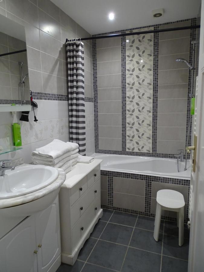 Au Moulin D'Or Aparthotel Lille Kültér fotó
