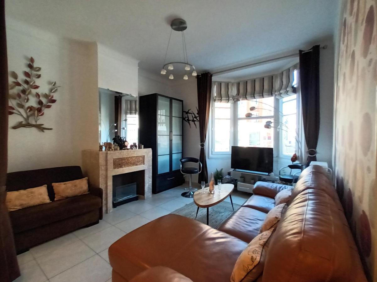 Au Moulin D'Or Aparthotel Lille Kültér fotó